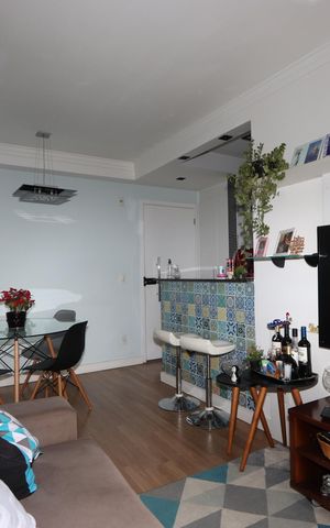 Apartamento à venda com 64m², 3 quartos e 1 vagaSala