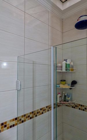 Casa de condomínio à venda com 103m², 2 quartos e 2 vagas Casa de condomínio à venda com 103m², 2 quartos e 2 vagasBanheiro Suíte 2