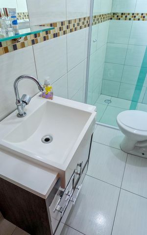 Casa de condomínio à venda com 103m², 2 quartos e 2 vagas Casa de condomínio à venda com 103m², 2 quartos e 2 vagasBanheiro Suíte 1