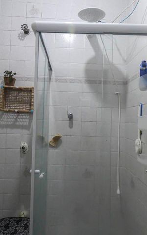Casa à venda com 175m², 3 quartos e 2 vagas Casa à venda com 175m², 3 quartos e 2 vagasBanheiro 2