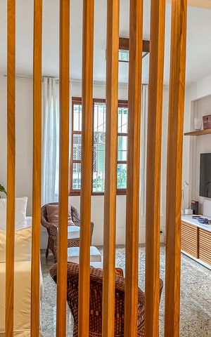 Casa à venda com 300m², 5 quartos e 1 vaga Casa à venda com 300m², 5 quartos e 1 vagaSala