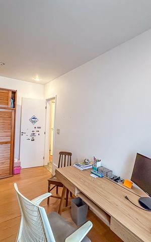 Casa à venda com 300m², 5 quartos e 1 vaga Casa à venda com 300m², 5 quartos e 1 vagaQuarto 4