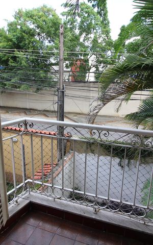 Casa à venda com 500m², 4 quartos e 4 vagasSuíte 1 - Varanda