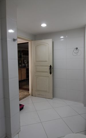 Casa à venda com 500m², 4 quartos e 4 vagasSuíte 4 - Banheiro