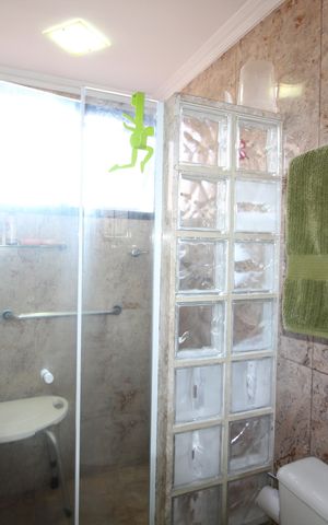 Casa de condomínio à venda com 141m², 4 quartos e 4 vagasQuarto 4 - Banheiro
