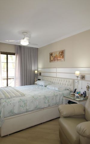 Casa de condomínio à venda com 141m², 4 quartos e 4 vagasQuarto 4 - Suíte