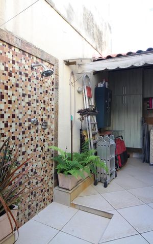 Casa de condomínio à venda com 141m², 4 quartos e 4 vagasÁrea de Serviço