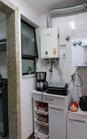 Casa de condomínio à venda com 141m², 4 quartos e 4 vagasÁrea de Serviço