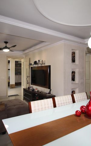 Casa de condomínio à venda com 141m², 4 quartos e 4 vagasSala