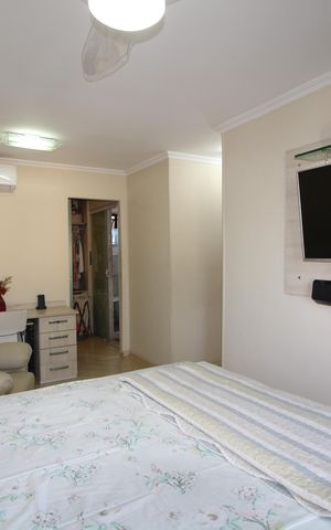 Casa de condomínio à venda com 141m², 4 quartos e 4 vagasQuarto 4 - Suíte