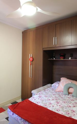 Casa de condomínio à venda com 141m², 4 quartos e 4 vagasQuarto 1