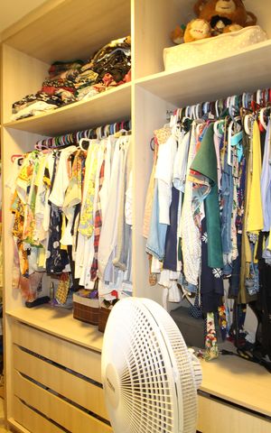 Casa de condomínio à venda com 141m², 4 quartos e 4 vagasQuarto 4 - Closet