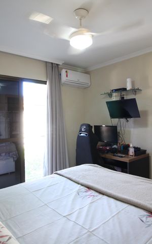 Casa de condomínio à venda com 141m², 4 quartos e 4 vagasQuarto 2