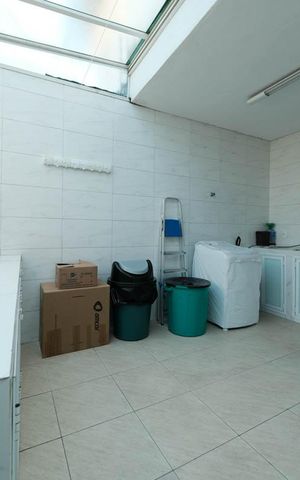 Casa à venda com 200m², 3 quartos e 5 vagasÁrea Externa