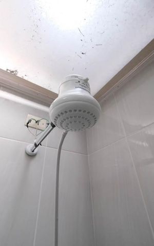 Casa à venda com 200m², 3 quartos e 5 vagasBanheiro