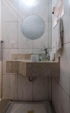 Casa à venda com 200m², 3 quartos e 5 vagasBanheiro