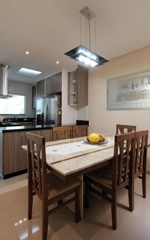 Casa à venda com 200m², 3 quartos e 5 vagasCozinha