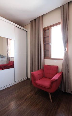 Casa à venda com 200m², 3 quartos e 5 vagasQuarto