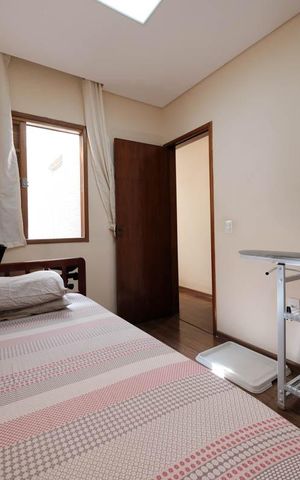 Casa à venda com 200m², 3 quartos e 5 vagasQuarto 2