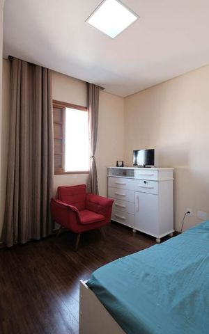 Casa à venda com 200m², 3 quartos e 5 vagasQuarto