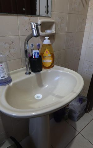 Casa à venda com 330m², 6 quartos e 8 vagasBanheiro - Casa 3