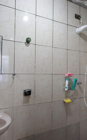 Casa à venda com 330m², 6 quartos e 8 vagasBanheiro - Casa 1