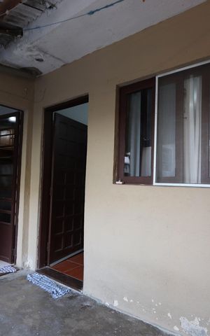 Casa à venda com 330m², 6 quartos e 8 vagasLavanderia - Casa 3