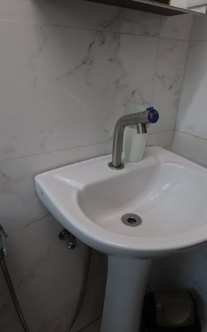 Casa à venda com 330m², 6 quartos e 8 vagasBanheiro da Suíte - Casa 2