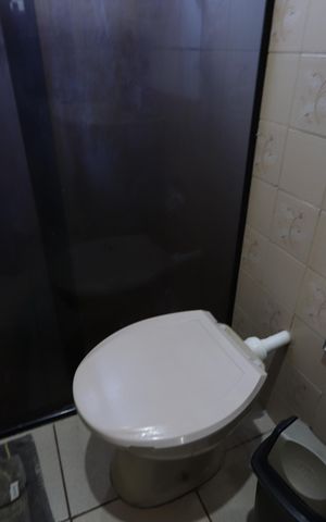 Casa à venda com 330m², 6 quartos e 8 vagasBanheiro - Casa 3