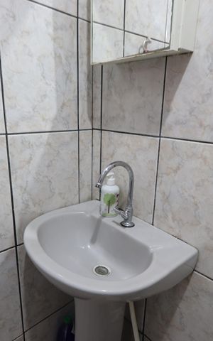 Casa à venda com 330m², 6 quartos e 8 vagasBanheiro - Casa 2