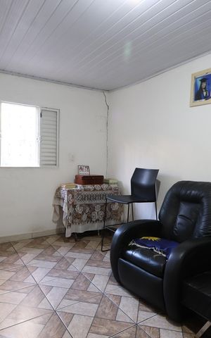 Casa à venda com 330m², 6 quartos e 8 vagasSala - Casa 2