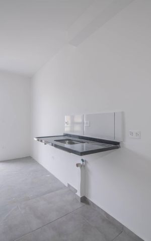 Apartamento à venda com 48m², 2 quartos e sem vagaCozinha e Área de Serviço