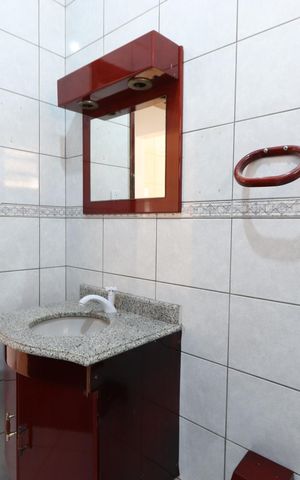Casa à venda com 205m², 3 quartos e 2 vagasBanheiro do Térreo