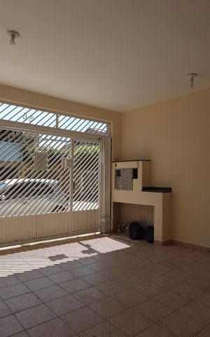 Casa à venda com 205m², 3 quartos e 2 vagasGaragem
