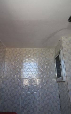 Casa à venda com 171m², 2 quartos e sem vagaBanheiro de serviço