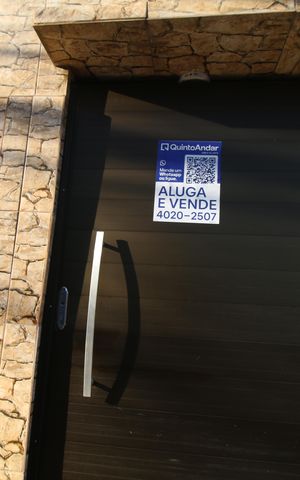 Casa à venda com 171m², 2 quartos e sem vagaPlaca