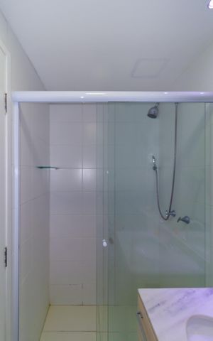 Apartamento à venda com 58m², 2 quartos e 1 vaga Apartamento à venda com 58m², 2 quartos e 1 vagaBanheiro 2