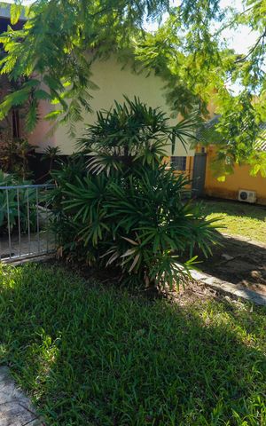 Casa à venda com 500m², 4 quartos e 4 vagas Casa à venda com 500m², 4 quartos e 4 vagasJardim