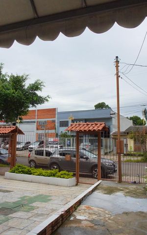 Casa à venda com 188m², 5 quartos e 3 vagasSala - Vista