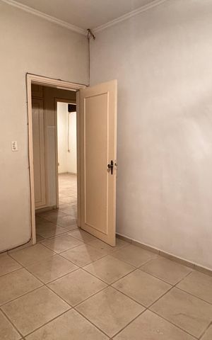 Casa à venda com 252m², 3 quartos e 4 vagas Casa à venda com 252m², 3 quartos e 4 vagasQuarto 1