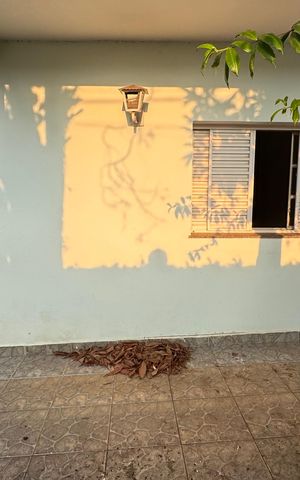 Casa à venda com 252m², 3 quartos e 4 vagas Casa à venda com 252m², 3 quartos e 4 vagasQuintal - Casa de baixo