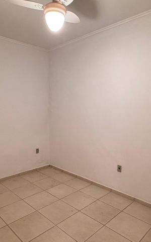 Casa à venda com 252m², 3 quartos e 4 vagas Casa à venda com 252m², 3 quartos e 4 vagasQuarto 2
