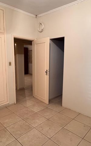 Casa à venda com 252m², 3 quartos e 4 vagas Casa à venda com 252m², 3 quartos e 4 vagasSuíte