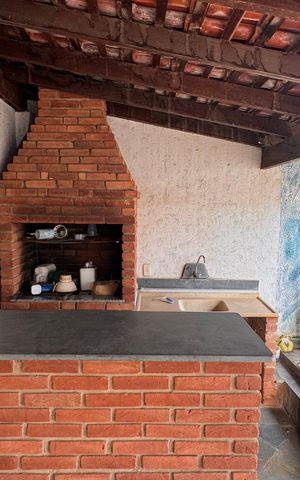 Casa à venda com 252m², 3 quartos e 4 vagas Casa à venda com 252m², 3 quartos e 4 vagasChurrasqueira