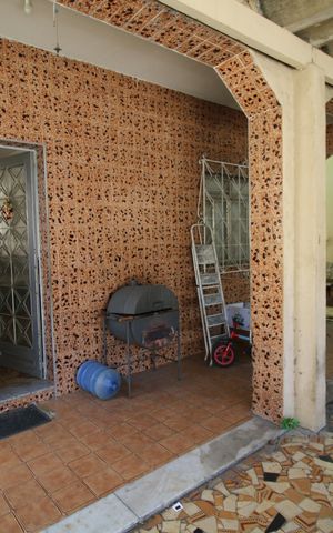 Casa à venda com 360m², 4 quartos e 3 vagasVaranda e garagem