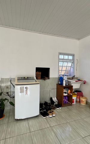 Casa à venda com 102m², 2 quartos e 1 vaga Casa à venda com 102m², 2 quartos e 1 vagaGaragem