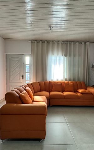 Casa à venda com 102m², 2 quartos e 1 vaga Casa à venda com 102m², 2 quartos e 1 vagaSala