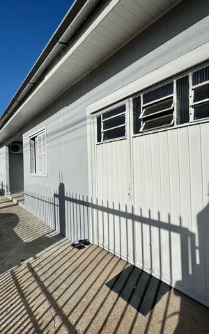 Casa à venda com 102m², 2 quartos e 1 vaga Casa à venda com 102m², 2 quartos e 1 vagaÁrea comum