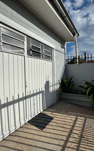 Casa à venda com 102m², 2 quartos e 1 vaga Casa à venda com 102m², 2 quartos e 1 vagaÁrea comum