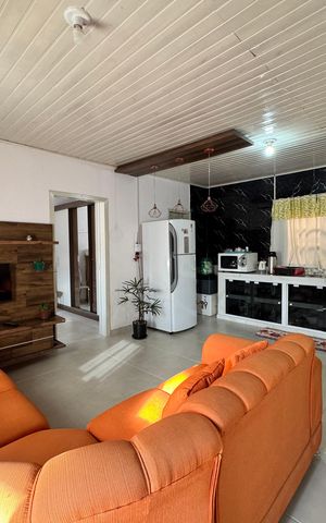 Casa à venda com 102m², 2 quartos e 1 vaga Casa à venda com 102m², 2 quartos e 1 vagaSala